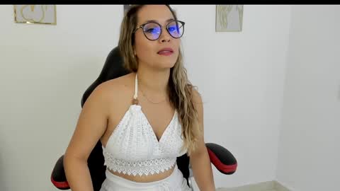 Snapshot of sugar_milff chatting on January 23, 2025, 1:56 pm sugar_milff online show from January 23, 2025, 1:56 pm