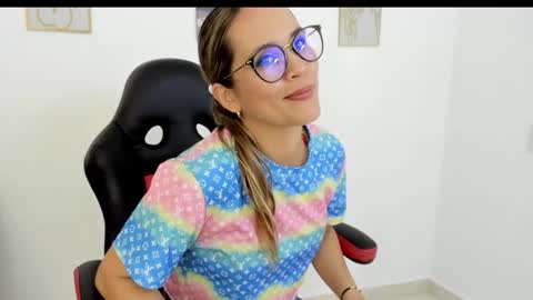 Snapshot of sugar_milff chatting on January 25, 2025, 5:40 pm sugar_milff online show from January 25, 2025, 5:40 pm