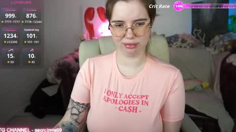 Snapshot of sugar_muse chatting on December 3, 2025, 9:46 pm Mia online show from December 3, 2025, 9:46 pm