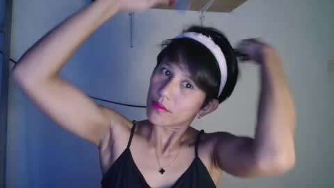 sugarantidote13 online show from December 3, 2025, 11:52 am