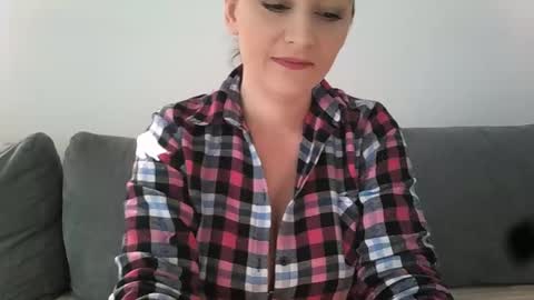 Snapshot of sugaryasmin chatting on February 25, 2025, 9:31 am SugarYas online show from February 25, 2025, 9:31 am