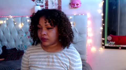 suggabrown_ online show from January 23, 2025, 3:01 pm