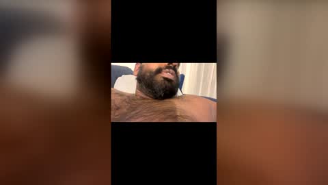 Snapshot of suggnight chatting on April 1, 2026, 1:06 am Let me be your knight that saves you online show from April 1, 2026, 1:06 am