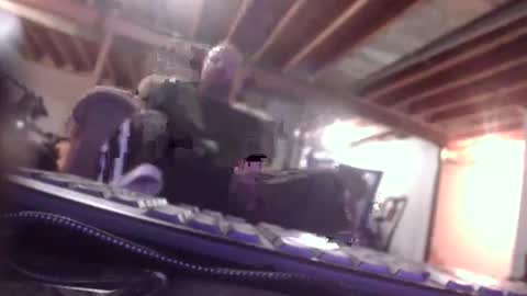 Snapshot of sujira87 chatting on March 19, 2026, 3:21 am Sura online show from March 19, 2026, 3:21 am