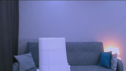 Christina online show from November 11, 2025, 2:39 pm