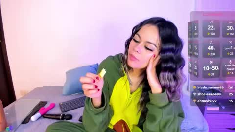 OnlyFans summer holiday online show from December 10, 2024, 9:55 am