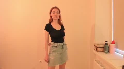 Summer Preston online show from June 26, 2026, 3:44 am