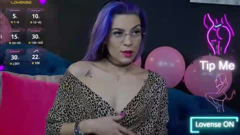 Snapshot of summer_quinn_ chatting on February 20, 2025, 6:28 am Deea online show from February 20, 2025, 6:28 am