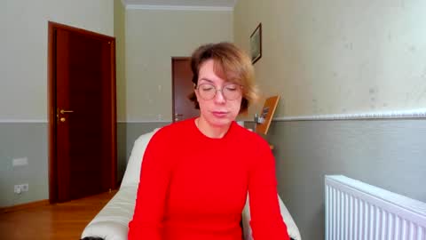 Snapshot of summerliza chatting on January 14, 2025, 9:35 am summerliza online show from January 14, 2025, 9:35 am