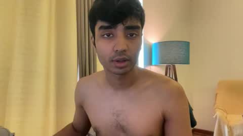 Snapshot of summiter chatting on October 3, 2025, 7:16 am summiter online show from October 3, 2025, 7:16 am