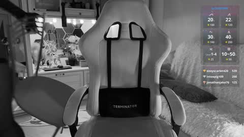 Miss Nelly online show from January 3, 2025, 12:08 pm