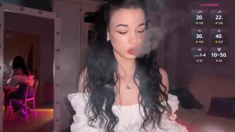 Miss Nelly online show from December 17, 2025, 6:52 am