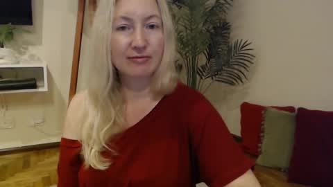 sunbrilliant online show from August 2, 2026, 2:32 am