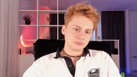Snapshot of sunburn_boy chatting on June 24, 2026, 5:01 pm Emilio online show from June 24, 2026, 5:01 pm