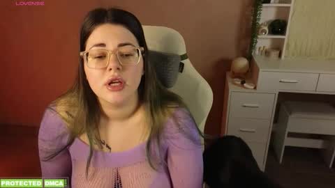 Tina. Im topless model  online show from January 19, 2026, 8:40 am