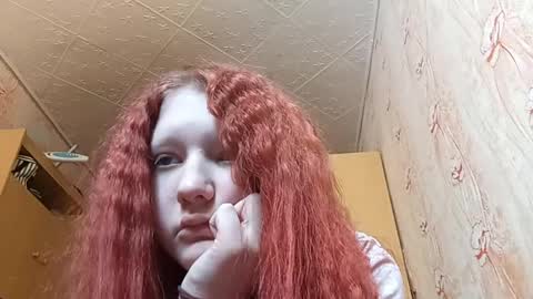 Snapshot of sungpiggott chatting on April 20, 2026, 11:02 am sungpiggott online show from April 20, 2026, 11:02 am