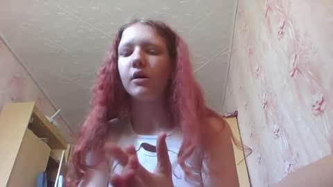 Snapshot of sungpiggott chatting on May 27, 2026, 10:12 am sungpiggott online show from May 27, 2026, 10:12 am