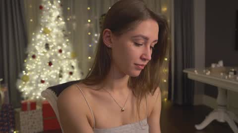 Kate online show from January 11, 2025, 6:44 pm