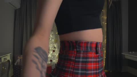 Kate online show from January 24, 2025, 6:14 pm