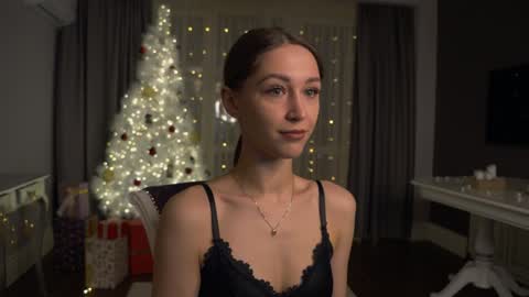 Kate online show from January 27, 2025, 3:18 pm