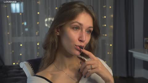 Kate online show from January 31, 2025, 7:51 pm