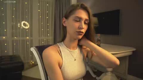 Kate online show from February 12, 2025, 3:16 pm