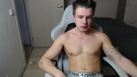 Snapshot of sunny1girl chatting on March 5, 2025, 10:22 am Alice and Sergey online show from March 5, 2025, 10:22 am