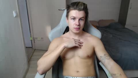 Snapshot of sunny1girl chatting on March 8, 2025, 7:38 am Alice and Sergey online show from March 8, 2025, 7:38 am