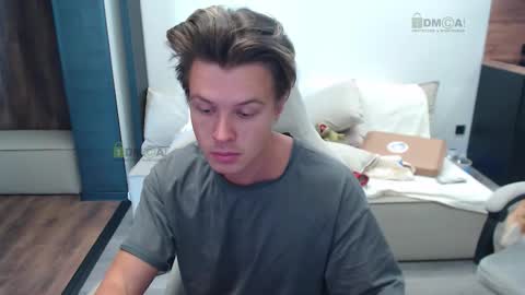 Snapshot of sunny1girl chatting on October 2, 2025, 8:21 am Alice and Sergey online show from October 2, 2025, 8:21 am