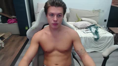 Snapshot of sunny1girl chatting on October 27, 2025, 7:23 am Alice and Sergey online show from October 27, 2025, 7:23 am