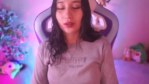 Snapshot of sunny_flower_ chatting on February 17, 2026, 12:51 am SUNNY online show from February 17, 2026, 12:51 am