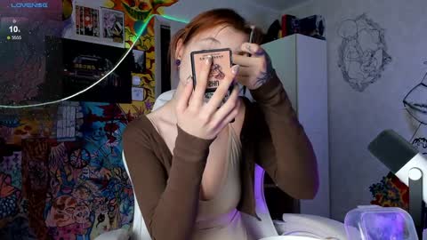 Snapshot of sunny_mouse chatting on December 11, 2024, 1:28 pm Sunny online show from December 11, 2024, 1:28 pm