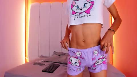 Snapshot of sunny_os chatting on January 16, 2026, 7:51 pm Sunny online show from January 16, 2026, 7:51 pm