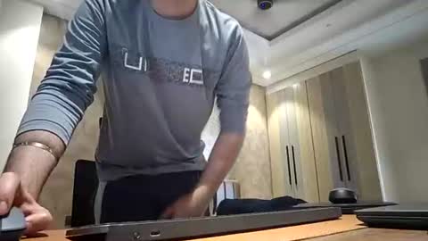 Snapshot of sunnyleonekafan69 chatting on March 7, 2026, 5:37 am sunnyleonekafan69 online show from March 7, 2026, 5:37 am