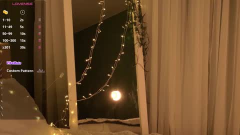 Snapshot of sunnyrisha chatting on December 21, 2025, 5:03 am Risha online show from December 21, 2025, 5:03 am