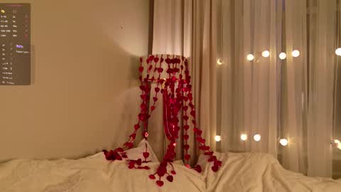 Snapshot of sunnyrisha chatting on February 15, 2026, 5:15 am Risha online show from February 15, 2026, 5:15 am