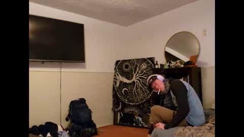 suns0ut_buns0ut online show from January 15, 2026, 7:35 am