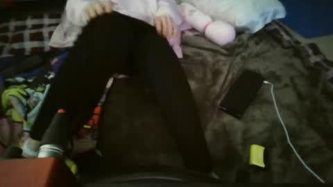 Snapshot of sunsetslauren chatting on February 25, 2026, 6:17 pm Embarrassed Sissy Slut online show from February 25, 2026, 6:17 pm