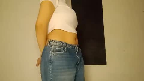 Annie online show from December 16, 2024, 3:08 am