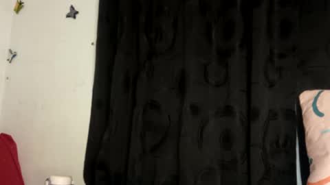 Annie online show from February 4, 2025, 1:13 am