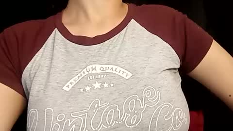 Annie online show from February 11, 2025, 1:10 am