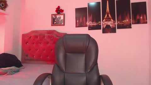 Snapshot of sunshine_gh1 chatting on January 12, 2025, 6:27 pm Sunshine online show from January 12, 2025, 6:27 pm