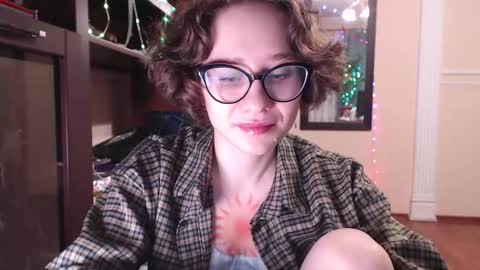 Snapshot of sunshinehella chatting on January 9, 2026, 3:26 pm Hella online show from January 9, 2026, 3:26 pm