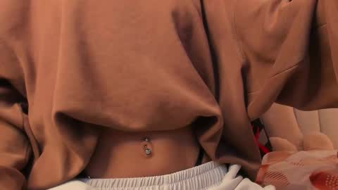 Valentina online show from November 19, 2025, 12:38 pm