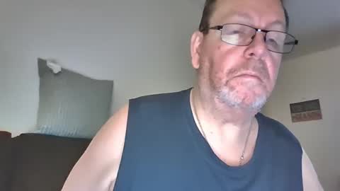 Snapshot of sunspotbaby chatting on December 3, 2024, 2:36 am Sunspotbaby online show from December 3, 2024, 2:36 am