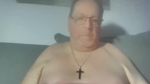 Sunspotbaby online show from May 17, 2026, 12:41 am