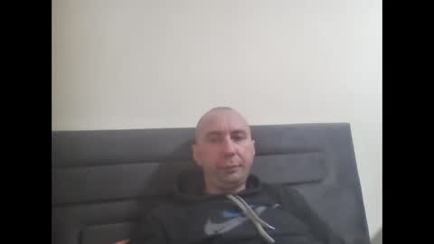 super42835015 online show from January 17, 2026, 6:33 pm