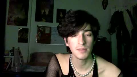 super_bttm online show from December 16, 2025, 12:04 am