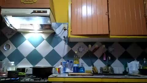 Snapshot of super_jony chatting on October 20, 2025, 1:06 am super jony and Marta GMT 1300-1800 every day online show from October 20, 2025, 1:06 am