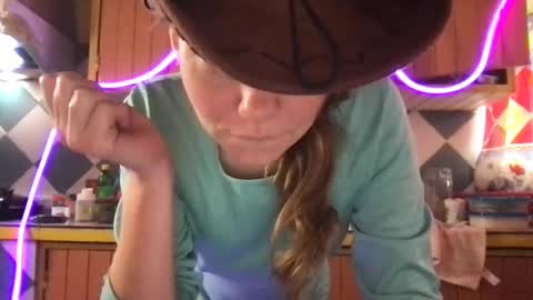 Snapshot of super_jony chatting on November 8, 2025, 3:01 pm super jony and Marta GMT 1300-1800 every day online show from November 8, 2025, 3:01 pm